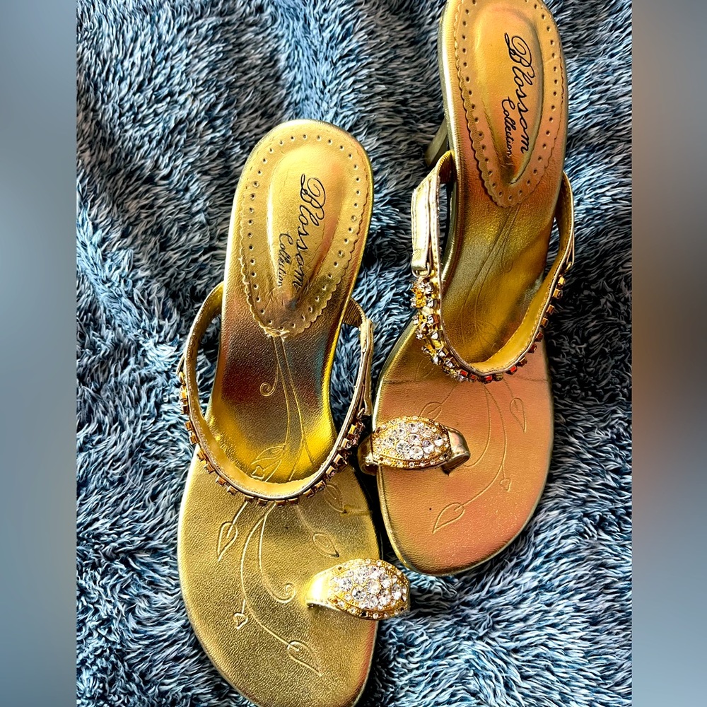 Blossom collection size 6 high heeled sandal